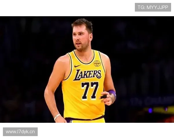 东契奇伤情辟谣名医称十天复出